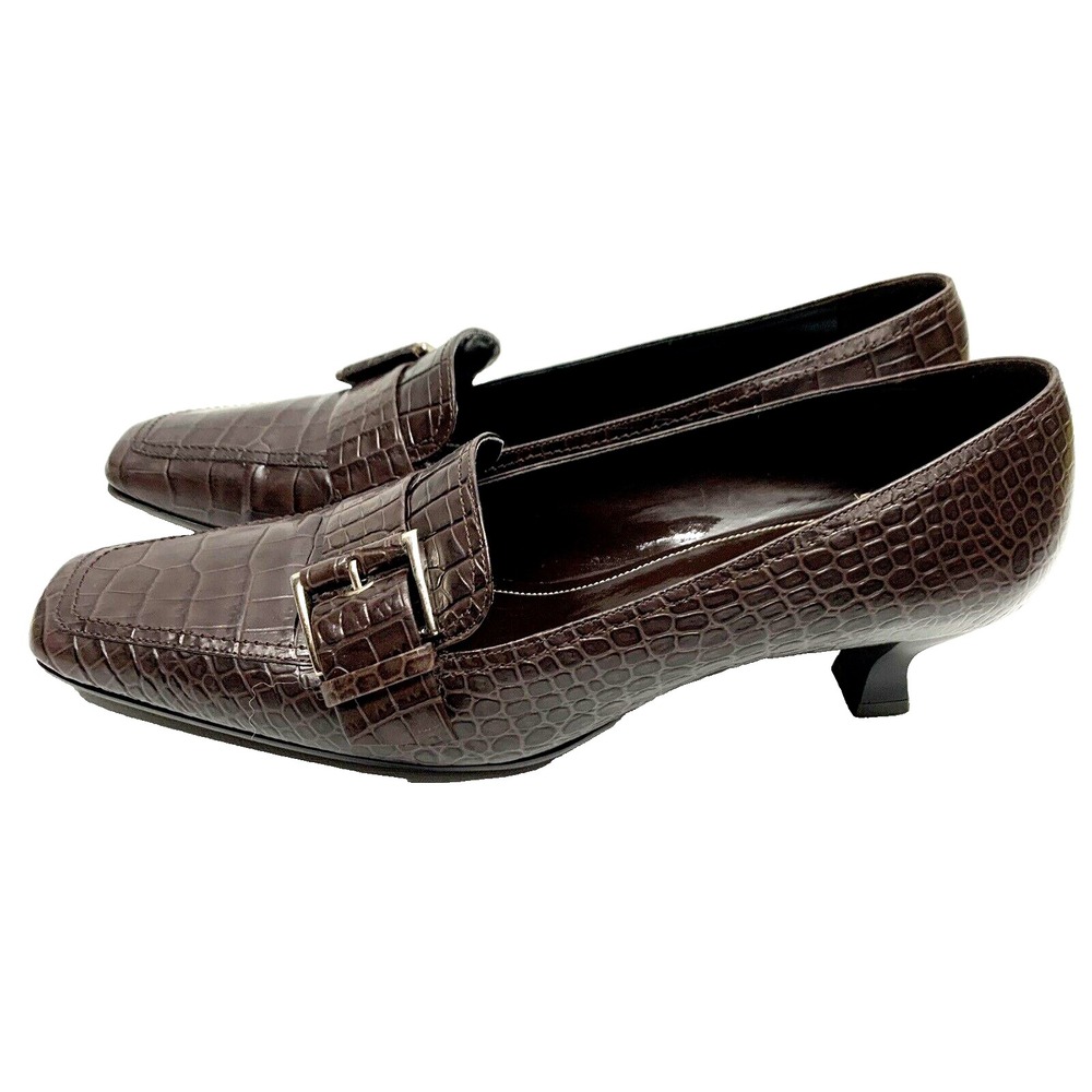 WOMENS SHOES: Michelle D Heel Pumps Size 9.5 M / Made In Brazil‎ Leather